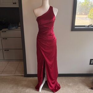 Elegant One-Shoulder Red Dress